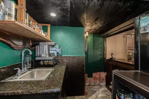 3911 Ave R 1/2, Galveston, TX 77550 - Photo 23