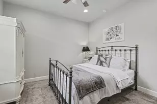 1538 Dian St, Houston, TX 77008 - Photo 7