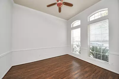 704 White Oak Pointe, League City, TX 77573 - Photo 9