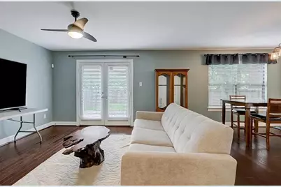827 E 36th Street, Houston, TX 77022 - Photo 3