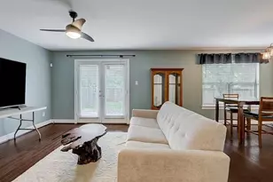 827 E 36th St, Houston, TX 77022 - Photo 3