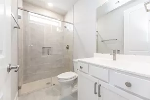 13719 Tranquila Vis Dr, Cypress, TX 77433 - Photo 9