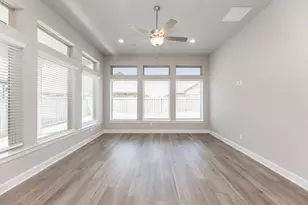 13719 Tranquila Vis Dr, Cypress, TX 77433 - Photo 17