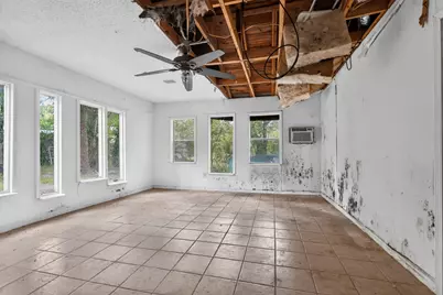 13917 Ambrose Street, Houston, TX 77045 - Photo 19