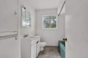 13917 Ambrose St, Houston, TX 77045 - Photo 23