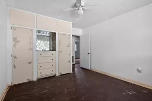 13917 Ambrose St, Houston, TX 77045 - Photo 15