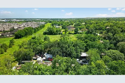 13917 Ambrose Street, Houston, TX 77045 - Photo 41