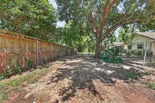 13917 Ambrose St, Houston, TX 77045 - Photo 27