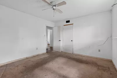 13917 Ambrose Street, Houston, TX 77045 - Photo 11