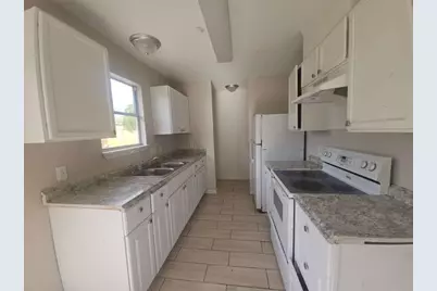 12226 Greensbrook Forest Drive, Houston, TX 77044 - Photo 5