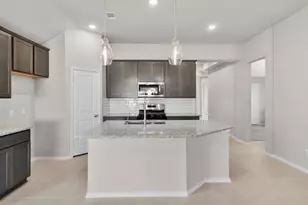 1068 Shl Crk Trl, Conroe, TX 77304 - Photo 3