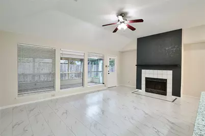 16514 Camino Del Sol Drive, Houston, TX 77083 - Photo 25