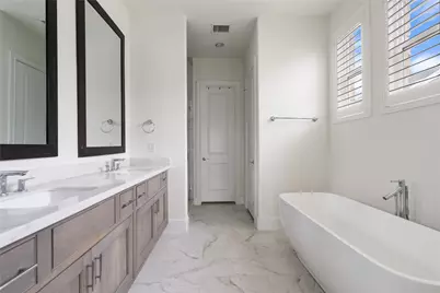 2613 Maxroy Street, Houston, TX 77007 - Photo 21
