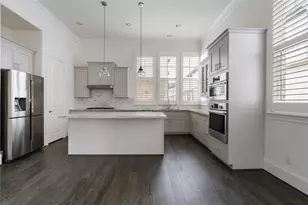 2613 Maxroy St, Houston, TX 77007 - Photo 5