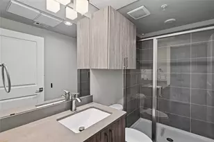 4819 Caroline St, Houston, TX 77004 - Photo 13