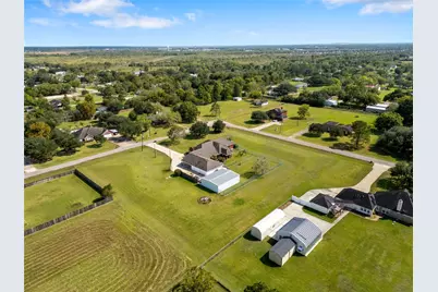 1236 County Road 634, Alvin, TX 77511 - Photo 3
