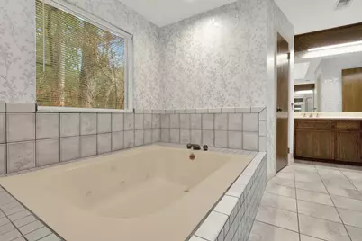 1714 Coe Road, Pinehurst, TX 77362 - Photo 29