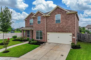 2303 Rosehill Gdn Trl, Pearland, TX 77089 - Photo 3
