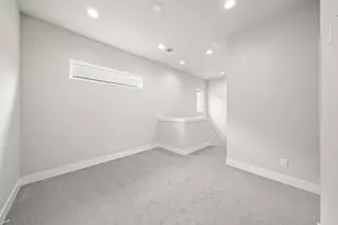 4466 W Tidwell Rd, Houston, TX 77091 - Photo 17