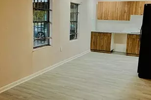 7339 Mountbatten Rd, Houston, TX 77033 - Photo 3