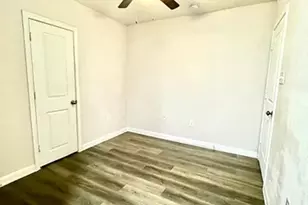 7339 Mountbatten Rd, Houston, TX 77033 - Photo 31