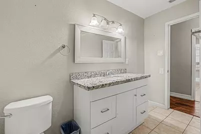 9318 Linda Vista Road, Houston, TX 77078 - Photo 17