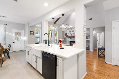 51 Silver Bayou Court, Conroe, TX 77384 - Photo 13