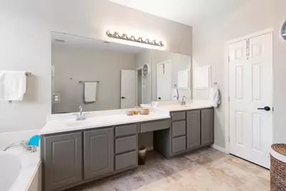 51 Silver Bayou Court, Conroe, TX 77384 - Photo 25