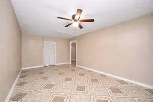 2914 Dragonwick Dr, Houston, TX 77045 - Photo 23
