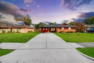 2914 Dragonwick Dr, Houston, TX 77045 - Photo 37