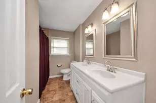 2914 Dragonwick Dr, Houston, TX 77045 - Photo 17