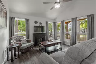 110 N Bailey St, Trinity, TX 75862 - Photo 9