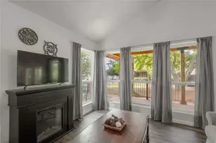 110 N Bailey St, Trinity, TX 75862 - Photo 11