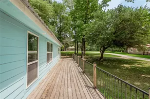 110 N Bailey St, Trinity, TX 75862 - Photo 37