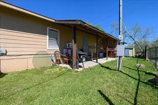 3629 County Rd 870, Alvin, TX 77511 - Photo 17
