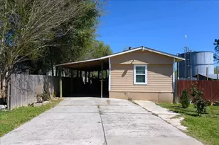 3629 County Rd 870, Alvin, TX 77511 - Photo 3