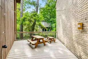201 Vanderpool Ln, Houston, TX 77024 - Photo 17