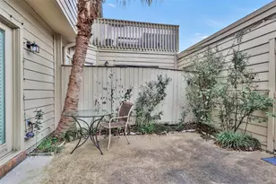 938 Memorial Village Dr, Houston, TX 77024 - Photo 29