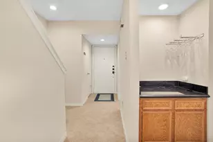 938 Memorial Village Dr, Houston, TX 77024 - Photo 5