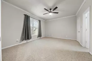 2255 Braeswood Park Dr, Houston, TX 77030 - Photo 9