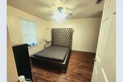 510 Charlotte St, Clute, TX 77531 - Photo 5