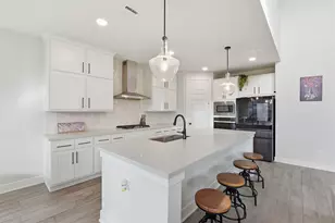 3017 Secret Lagoon Ln, Texas City, TX 77568 - Photo 5