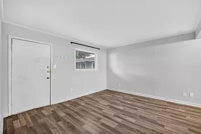 2420 McDuffie Street #9, Houston, TX 77019 - Photo 9