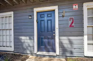 2420 McDuffie St, Houston, TX 77019 - Photo 5