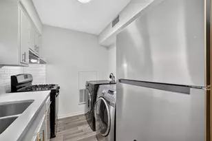 2420 McDuffie St, Houston, TX 77019 - Photo 17
