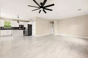 5854 Southville St, Houston, TX 77033 - Photo 15