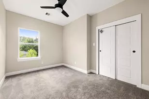5854 Southville St, Houston, TX 77033 - Photo 27