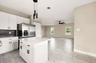 5854 Southville St, Houston, TX 77033 - Photo 17