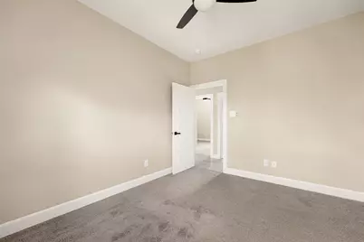 5854 Southville Street, Houston, TX 77033 - Photo 31