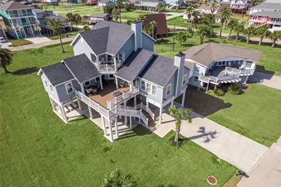 4210 Surf Drive, Galveston, TX 77554 - Photo 3